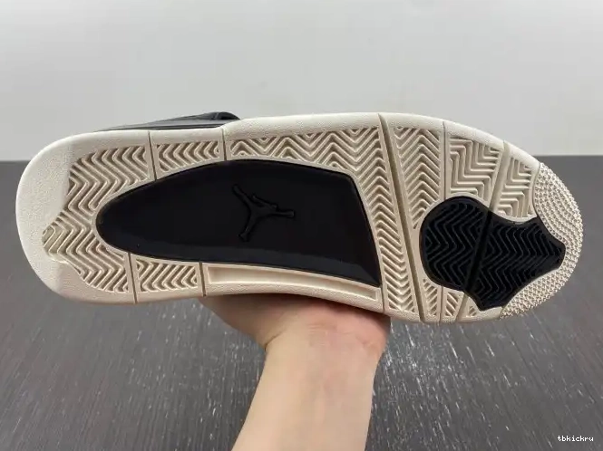 Rep TBK 819139-010 Black Hair Pony 4 Retro Jordan 0426